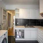 Sunny Apartment In The Heart Of Principe Real